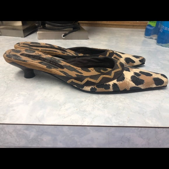 Casadei leopard kitten heel mules - Picture 4 of 6